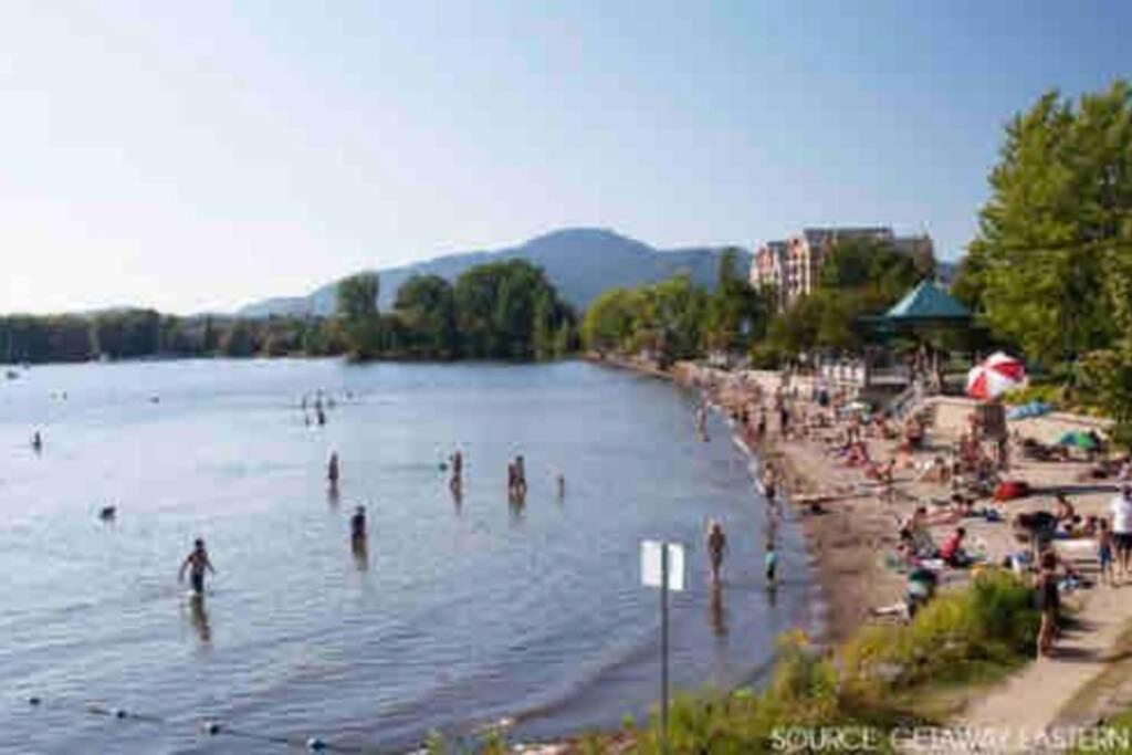 Le Pareo De Magog-Mont Orford Apartman Kültér fotó
