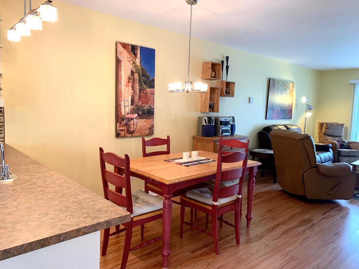 Le Pareo De Magog-Mont Orford Apartman Kültér fotó